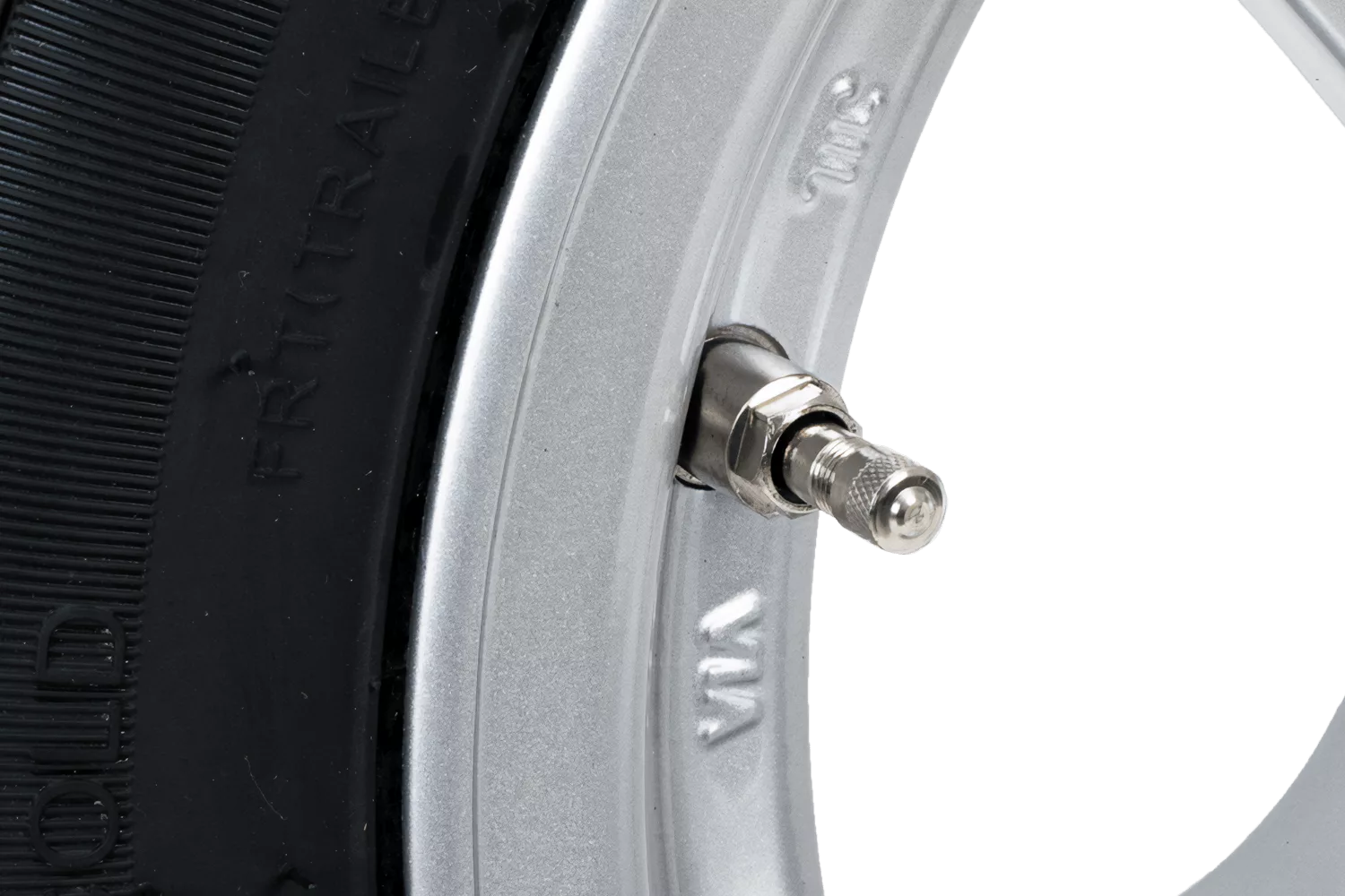 Roue renforcée pour remorque KENDA 195/50 R13C 104/102N JANTE ALU STARCO 6Jx13″H2 5×112 ET:30 – Image 7